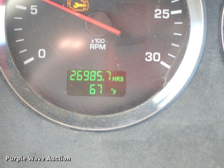 image for item GG9439 2011 Kenworth T800  semi truck