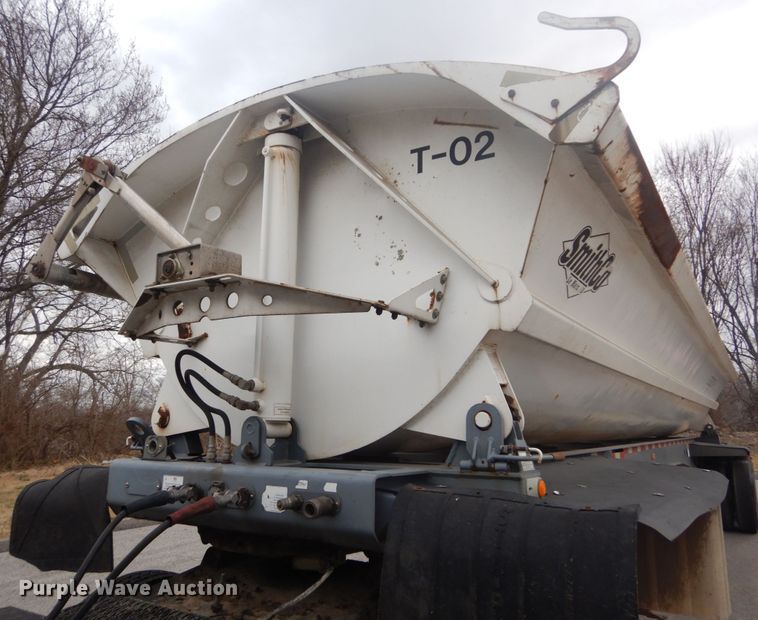 image for item GT9685 2003 Smith Co 2002  side dump trailer