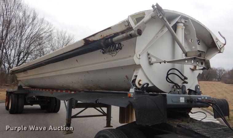 image for item GT9685 2003 Smith Co 2002  side dump trailer