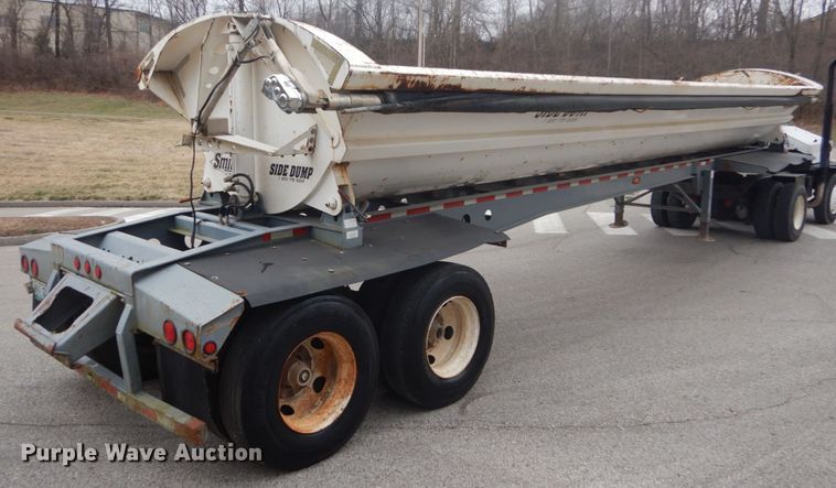 image for item GT9685 2003 Smith Co 2002  side dump trailer