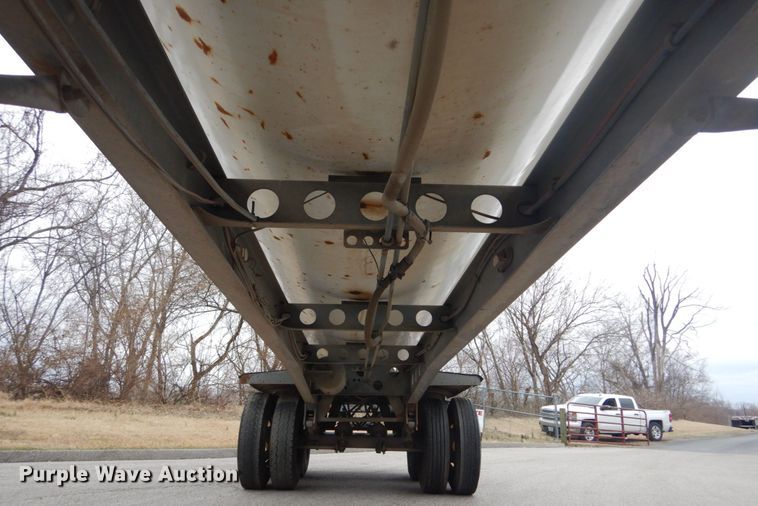 image for item GT9685 2003 Smith Co 2002  side dump trailer