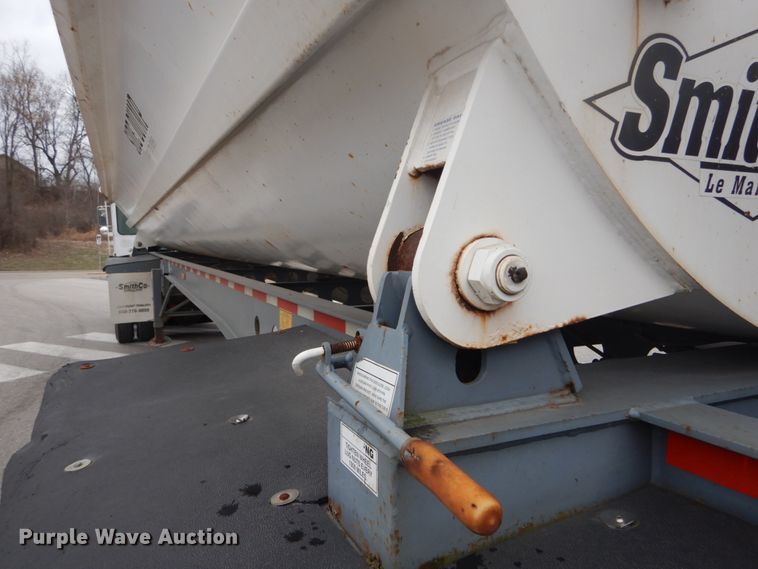 image for item GT9685 2003 Smith Co 2002  side dump trailer