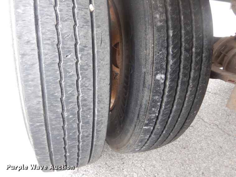 image for item GT9685 2003 Smith Co 2002  side dump trailer