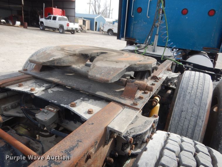 image for item HG9971 2007 Kenworth T600B  semi truck