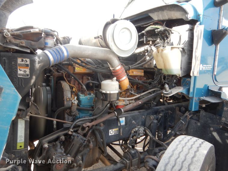 image for item HG9971 2007 Kenworth T600B  semi truck