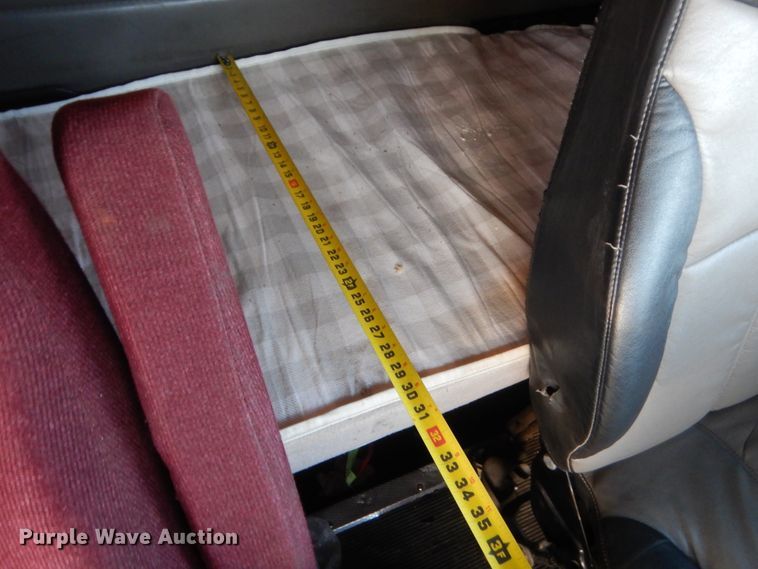 image for item HG9971 2007 Kenworth T600B  semi truck