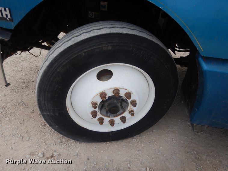 image for item HG9971 2007 Kenworth T600B  semi truck