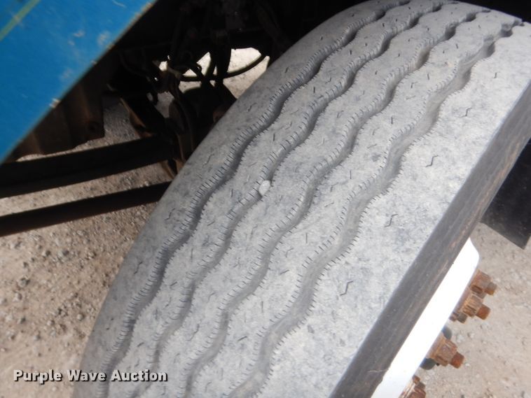 image for item HG9971 2007 Kenworth T600B  semi truck