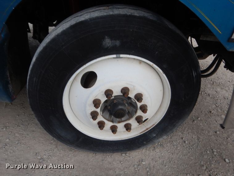 image for item HG9971 2007 Kenworth T600B  semi truck