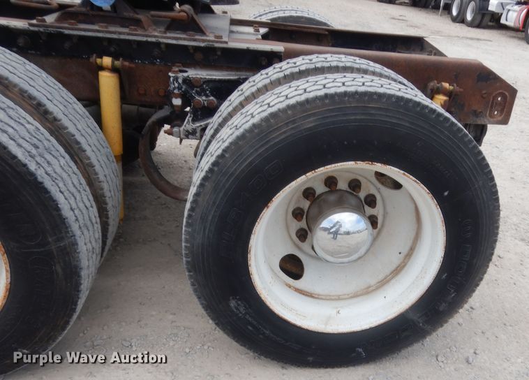 image for item HG9971 2007 Kenworth T600B  semi truck