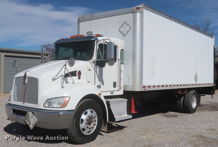 image for item HK9713 2012 Kenworth T370  box truck