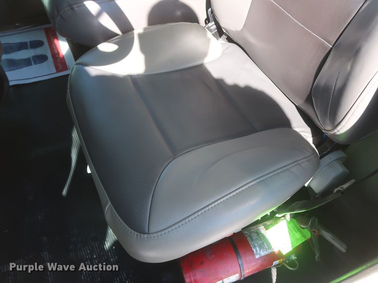 image for item HK9713 2012 Kenworth T370  box truck