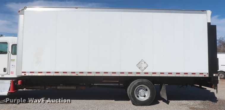 image for item HK9713 2012 Kenworth T370  box truck