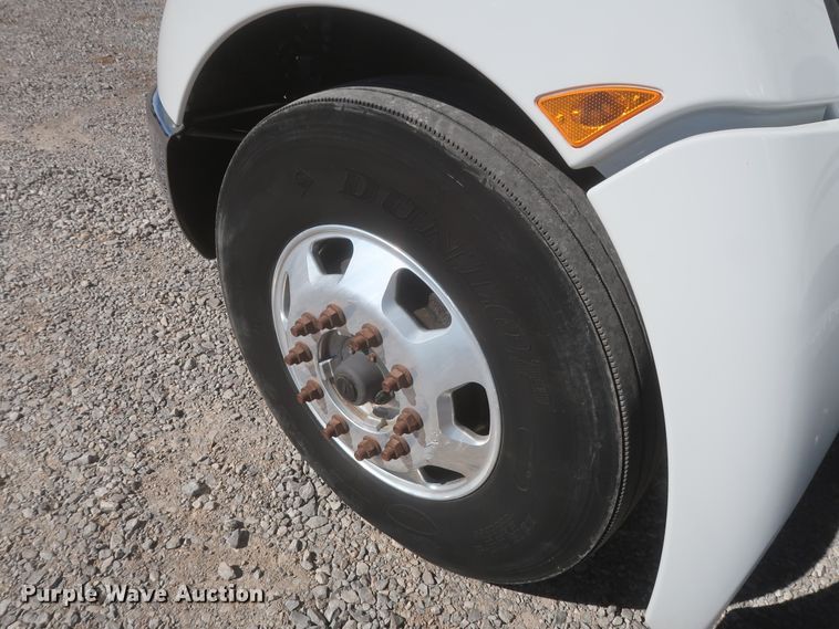 image for item HK9713 2012 Kenworth T370  box truck