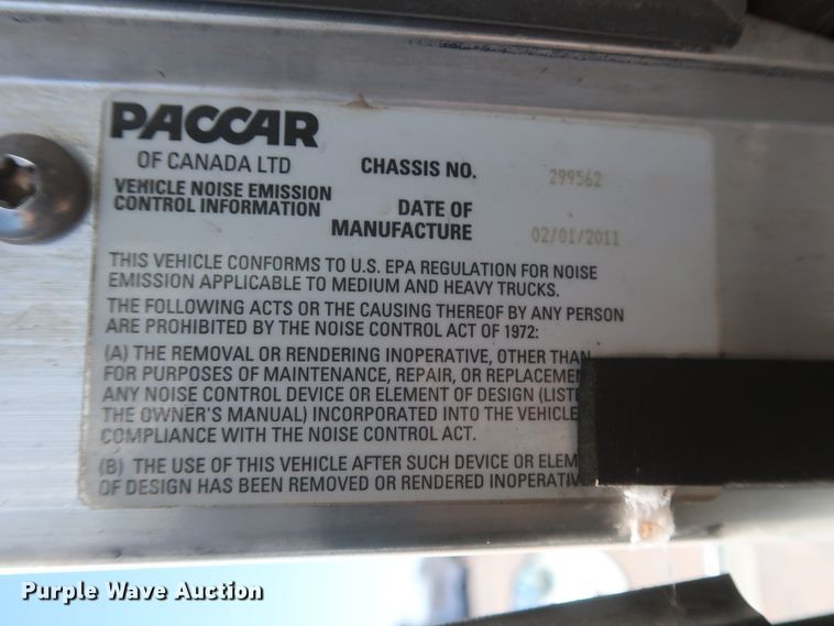 image for item HK9713 2012 Kenworth T370  box truck