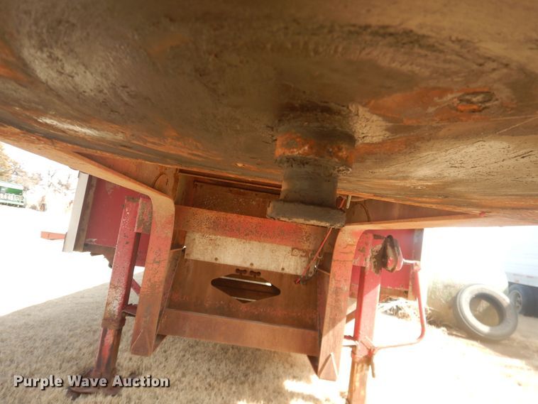 image for item HL9655 2002 Fontaine IDFT-7-7053ASP drop deck trailer