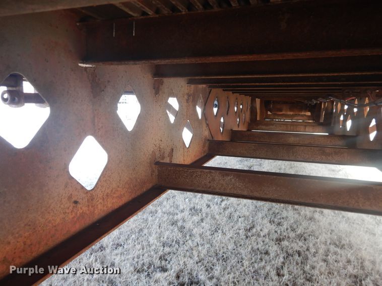 image for item HL9655 2002 Fontaine IDFT-7-7053ASP drop deck trailer