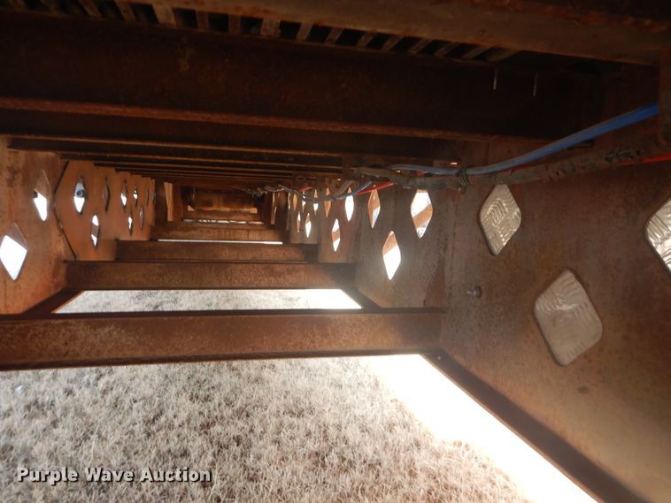 image for item HL9655 2002 Fontaine IDFT-7-7053ASP drop deck trailer