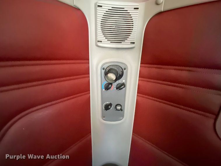 image for item HR9477 2006 Freightliner Columbia  semi truck