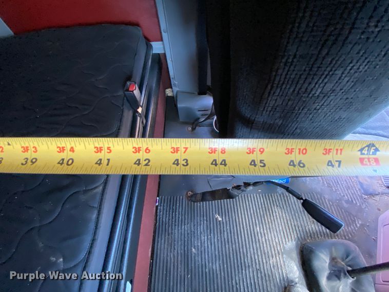 image for item HR9477 2006 Freightliner Columbia  semi truck