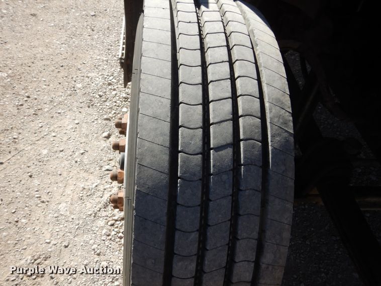 image for item HS9365 1998 Mack CH613  semi truck