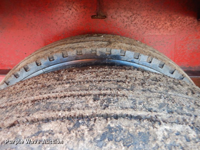 image for item HW9800 2001 Viking VDRR53100 drop deck equipment trailer