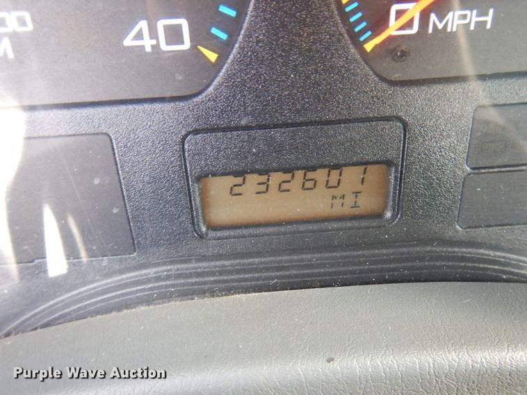 image for item HX9561 2007 International 4400  tank truck