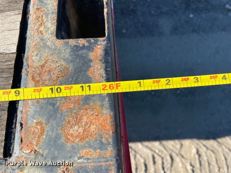 image for item HX9820 2006 Peterbilt 335  flatbed truck