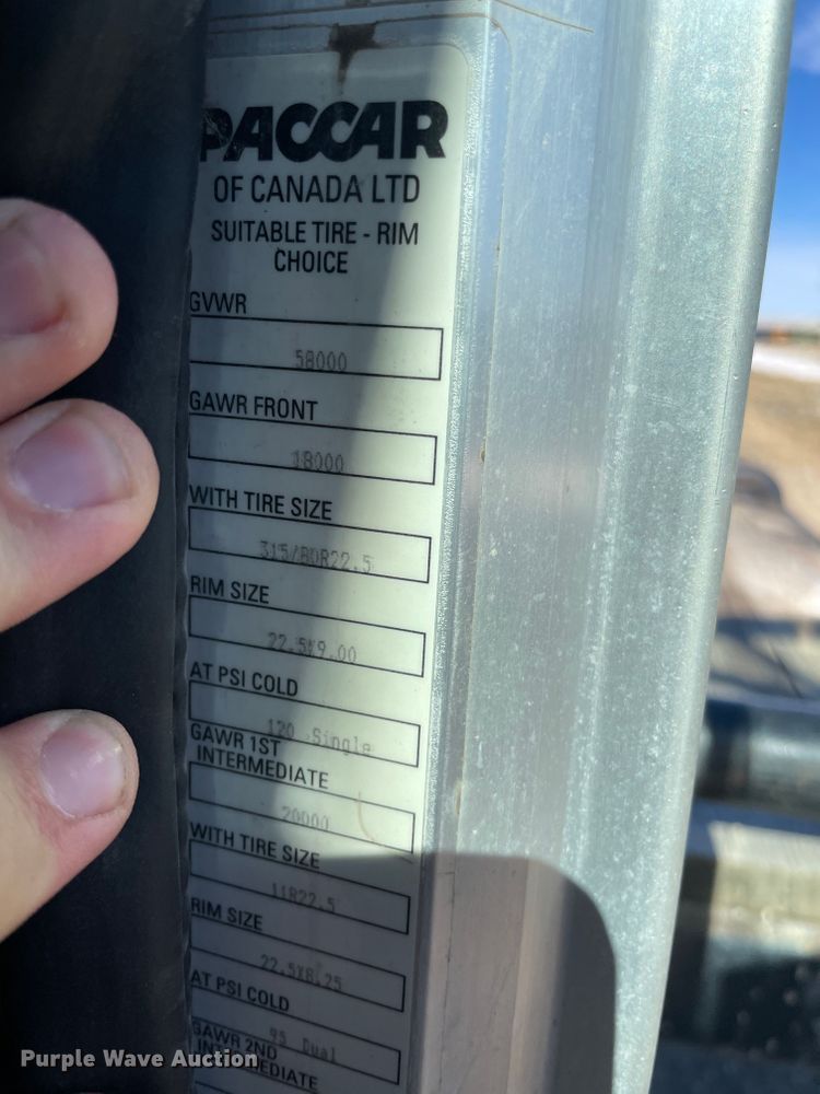 image for item HX9820 2006 Peterbilt 335  flatbed truck