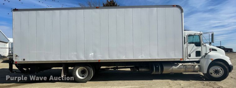 image for item HX9829 2015 Kenworth T370  box truck