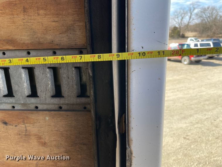 image for item HX9829 2015 Kenworth T370  box truck