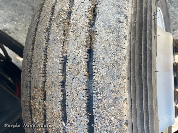 image for item HX9829 2015 Kenworth T370  box truck