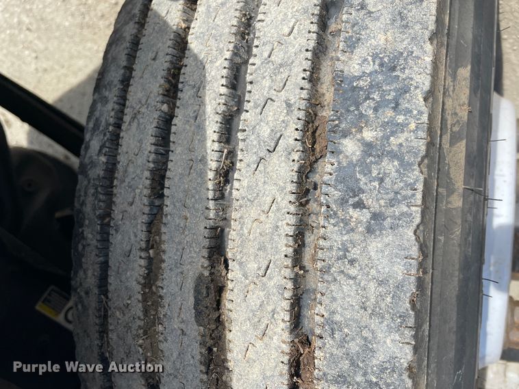 image for item HX9829 2015 Kenworth T370  box truck