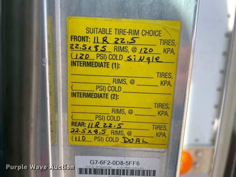 image for item HX9829 2015 Kenworth T370  box truck