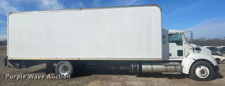 image for item HX9830 2015 Kenworth T370  box truck