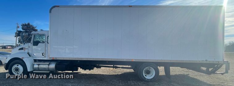 image for item HX9830 2015 Kenworth T370  box truck