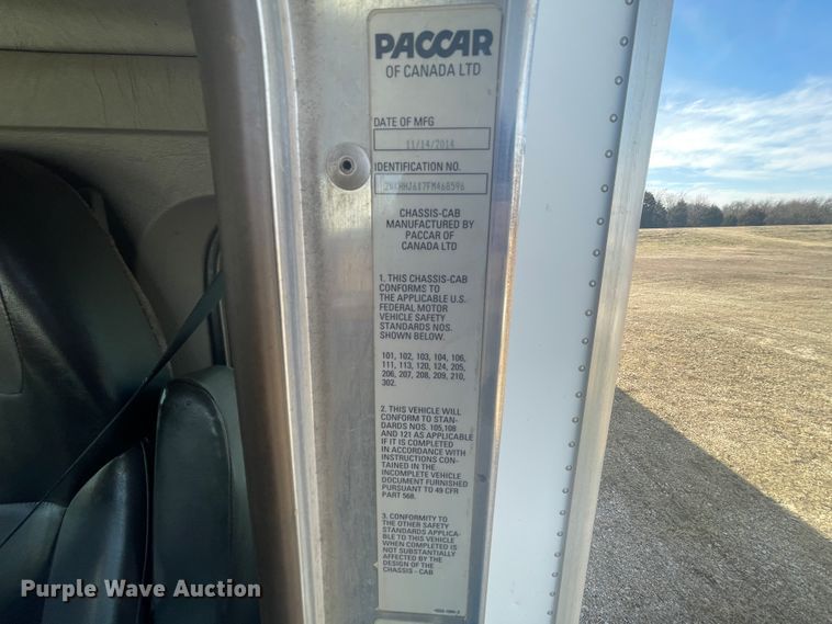 image for item HX9830 2015 Kenworth T370  box truck