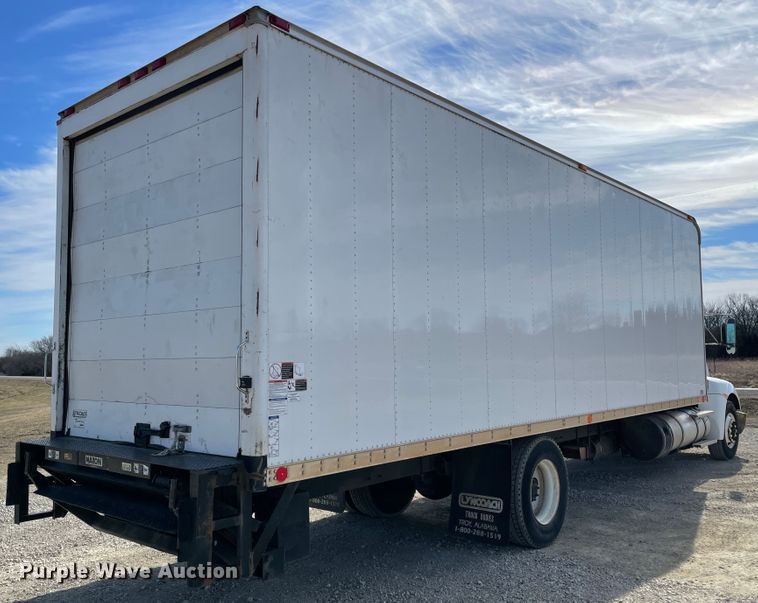 image for item HX9831 2016 Kenworth T370  box truck