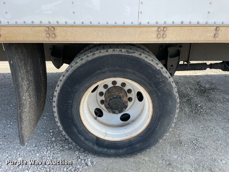 image for item HX9831 2016 Kenworth T370  box truck