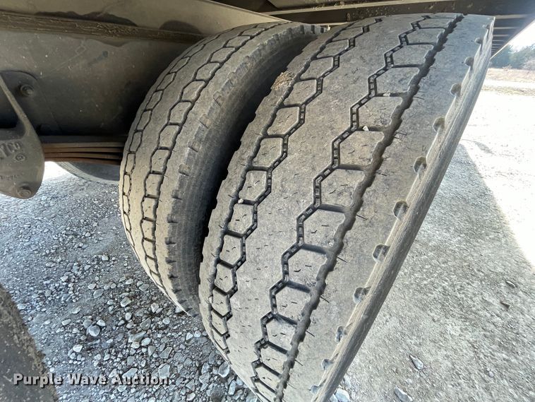 image for item HX9831 2016 Kenworth T370  box truck