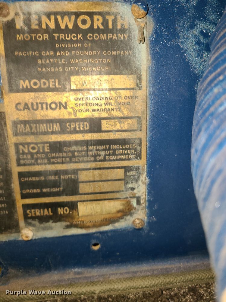 image for item IA9246 1966 Kenworth W-923  semi truck