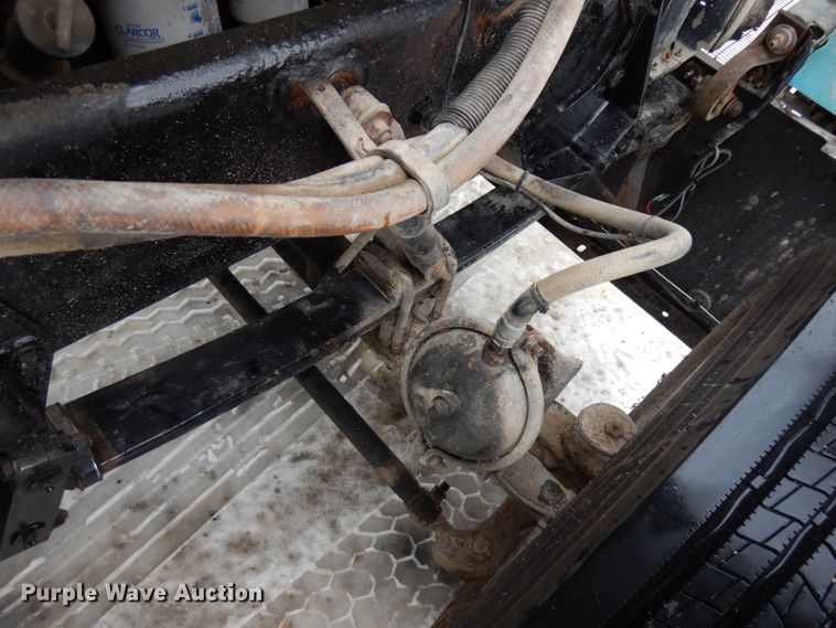 image for item IA9349 1998 Peterbilt 379  semi truck