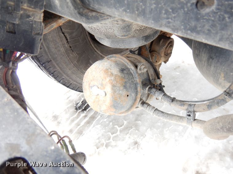 image for item IA9350 2001 Kenworth T800  semi truck