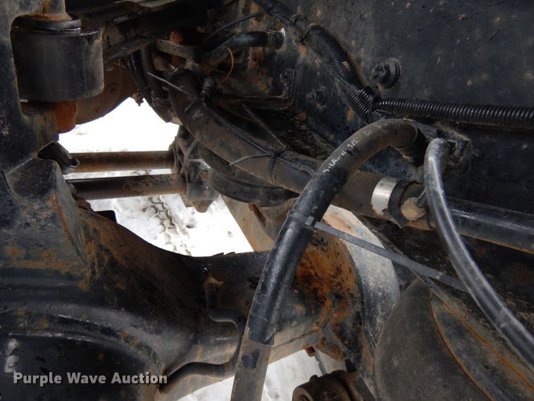 image for item IA9350 2001 Kenworth T800  semi truck