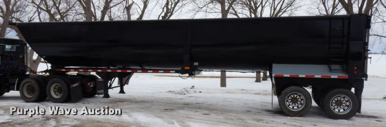 image for item IA9351 2009 MAC SE end dump trailer