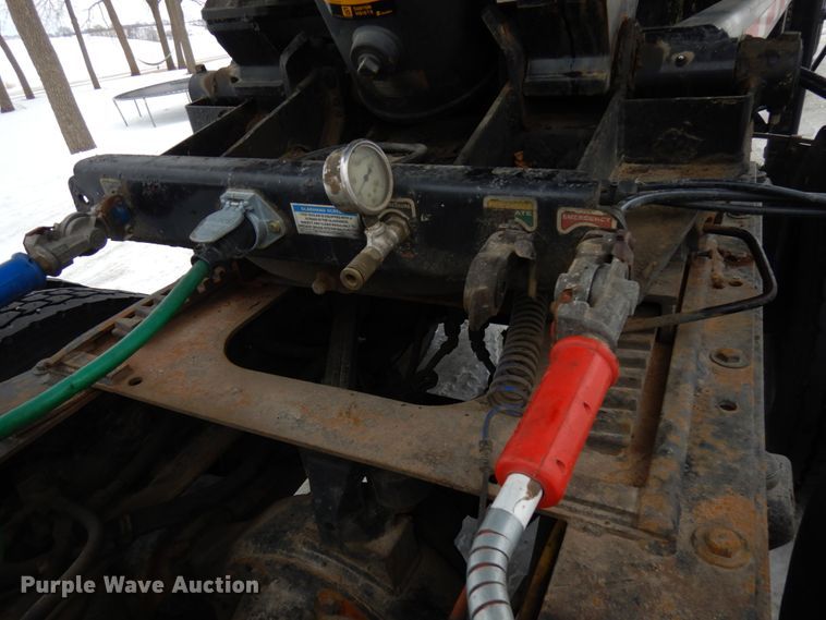 image for item IA9351 2009 MAC SE end dump trailer