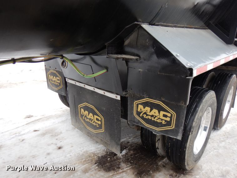image for item IA9351 2009 MAC SE end dump trailer