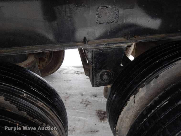 image for item IA9351 2009 MAC SE end dump trailer