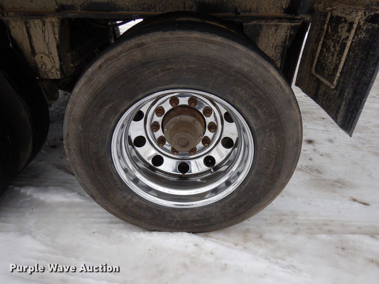 image for item IA9351 2009 MAC SE end dump trailer