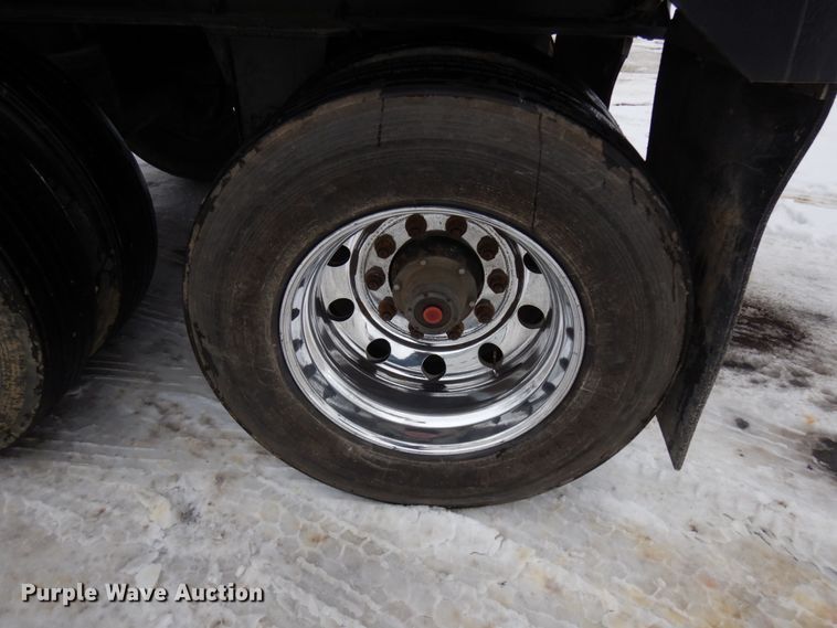 image for item IA9351 2009 MAC SE end dump trailer